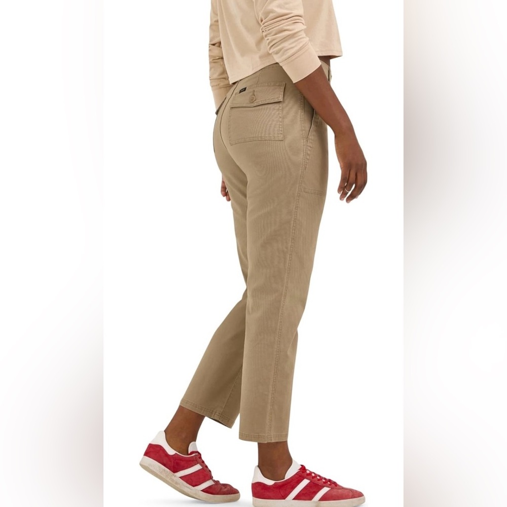 NWT Lee Women’s Legendary 26” Utility Crop Pant - Picture 3 of 11